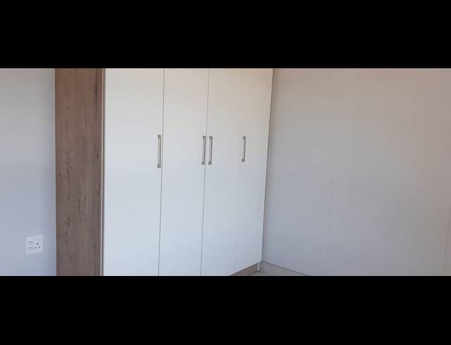 2 BEDROOM APARTMENT FOR SALE IN UMHLANGA RIDGE